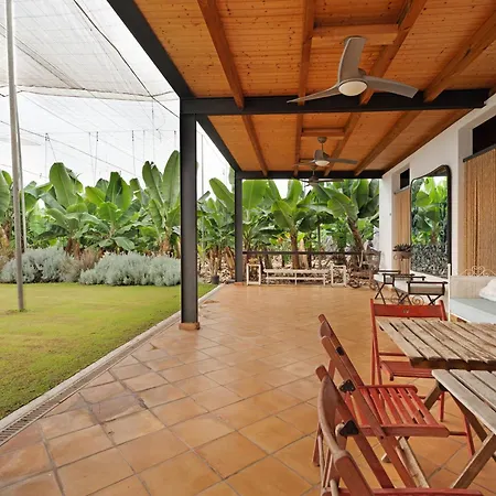 בית נופש La Calabacera Casa Con Piscina, By Paramount Holidays *